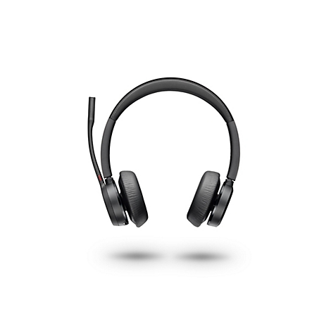 Schwarzes On-Ear-Headset mit klappbarem Mikrofonarm vor weißem Hintergrund.