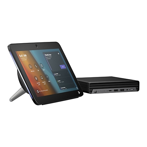 Une tablette à écran tactile noire est posée sur un support métallique, à côté d'un ordinateur HP Elite Mini noir. Des informations de réunion sont visibles sur l'écran de la tablette.