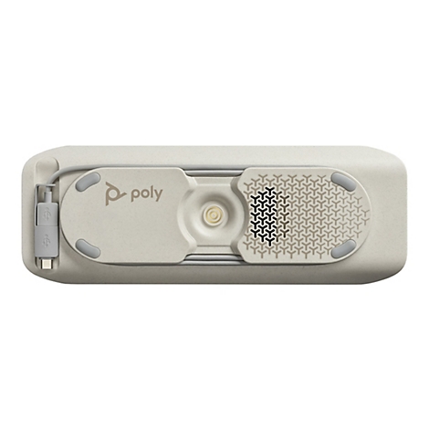 Draufsicht auf ein cremefarbenes Poly-Gerät. Ein USB-C-Kabel ist angeschlossen. Das Gerät hat einen strukturierten Bereich mit geometrischen Mustern.