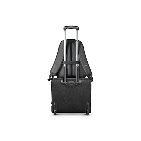 Schwarzer Trolley mit Rucksack, beides auf weiÃŸem Hintergrund. Der Rucksack ist auf dem Trolley befestigt.