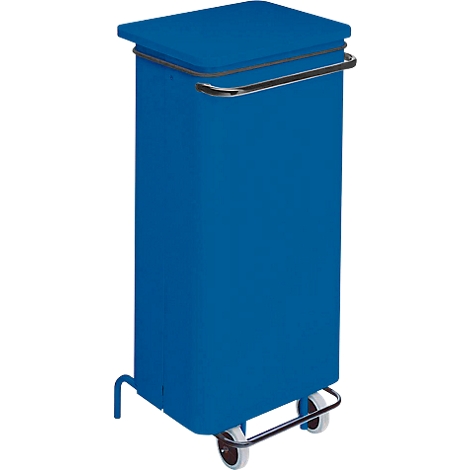 Chariot à linge bleu avec couvercle et poignée, sur roulettes. Détails en acier inoxydable.
