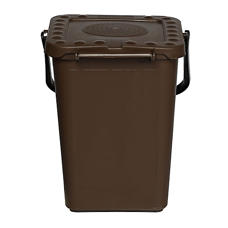 Bruine compostbak met deksel, handvatten en openingen. Het deksel heeft een concentrisch ontwerp.