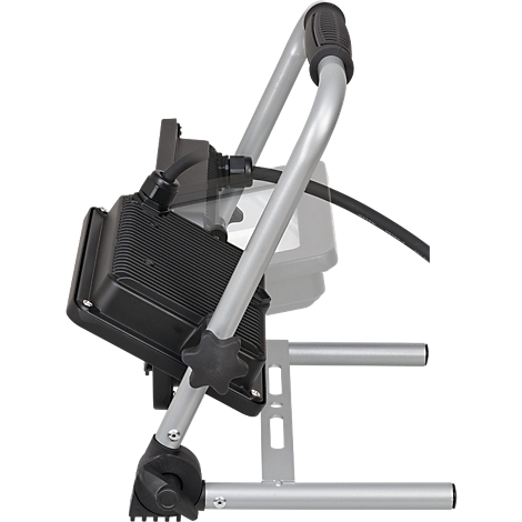 Fauteuil roulant électrique plié, cadre en aluminium argenté, pièces en plastique noir, sans vue sur les sièges.