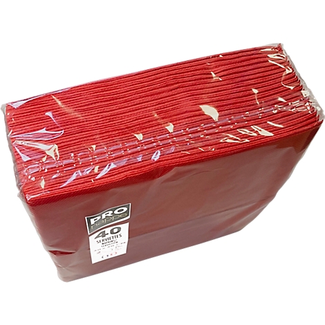 Ein Paket roter Servietten, in Folie verpackt. Auf der Verpackung steht "PRO", "40 Servietten".
