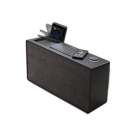 Schwarzes Digitalradio mit aufklappbarem Display und Fernbedienung, vor weißem Hintergrund.
