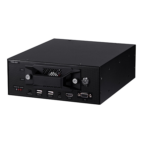 Schwarzer Netzwerk-Videorekorder TRM-810 mit Frontgriff und verschiedenen Anschlüssen auf weißem Hintergrund.