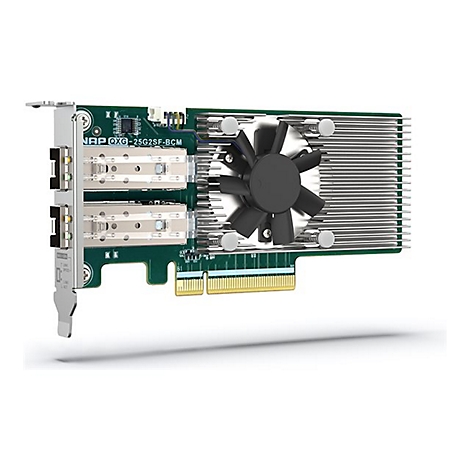 Qnap QXG-25G2SF-BCM Netzwerkerweiterungskarte mit zwei SFP28-Ports, Kühlkörper und schwarzem Lüfter.