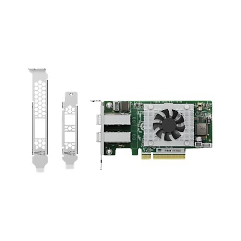 Carte graphique avec refroidisseur et deux supports, sur fond blanc.