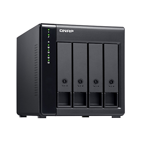 SystÃ¨me NAS QNAP noir avec quatre baies, voyants lumineux et le logo QNAP.