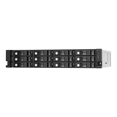 Ein schwarzes ServergehÃ¤use mit vielen EinschÃ¼ben fÃ¼r Festplatten, vor weiÃŸem Hintergrund.