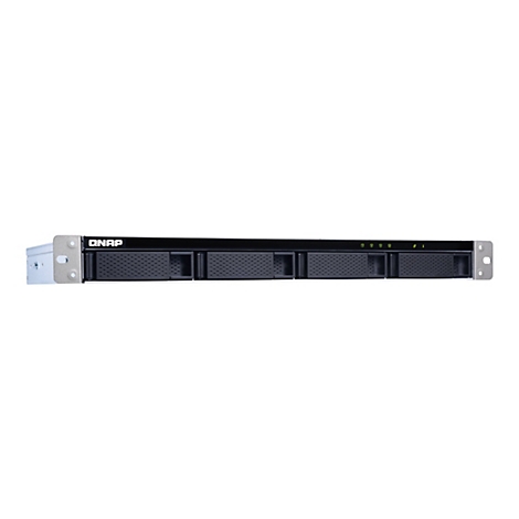 Un appareil NAS QNAP noir avec quatre baies, sur fond blanc.