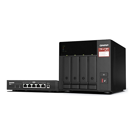 Schwarzes NAS-GerÃ¤t und Router, Marke QNAP.