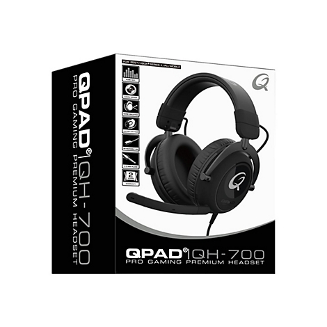 Schwarzes Gaming-Headset QPAD QH-700 mit Mikrofon vor einer Verpackung mit Logos und Schriftzug.