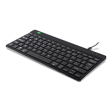 Schwarze, flache Tastatur mit weißen Umrandungen auf weißem Hintergrund. Das Layout umfasst Buchstaben, Zahlen, Sonderzeichen und Funktionstasten.