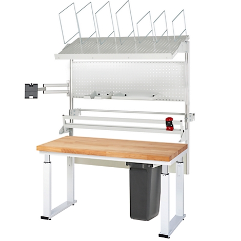 Ein weißer Werkbank mit einer Holzplatte, Werkzeugablagen und Papierhaltern.