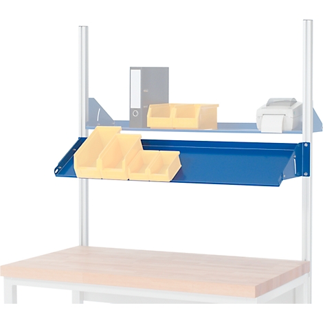 Étagère murale bleue avec des conteneurs jaunes et de rangement. Deux étagères avec accessoires. Étagère inférieure avec des bacs à compartiments.