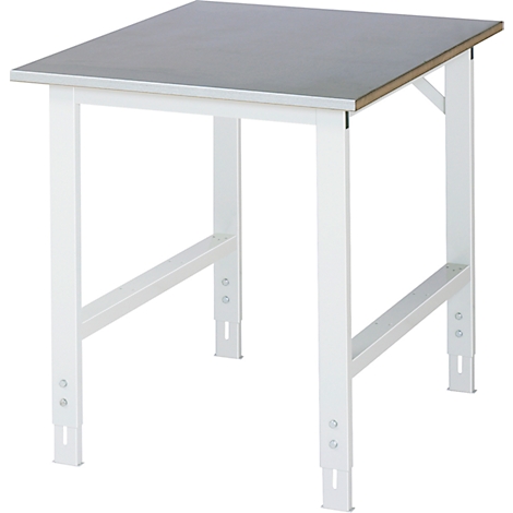 Witte werkbank met een grijs tafelblad en een wit frame. De tafel is gefotografeerd in een licht schuine perspectief.