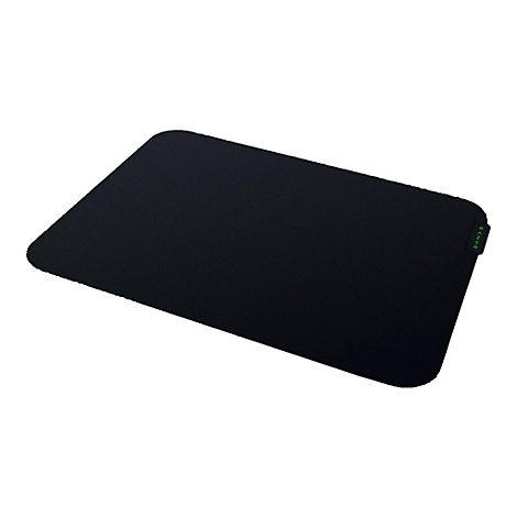 Schwarzes rechteckiges Gaming-Mauspad mit abgerundeten Ecken und grünem Razer-Logo-Label am rechten Rand.