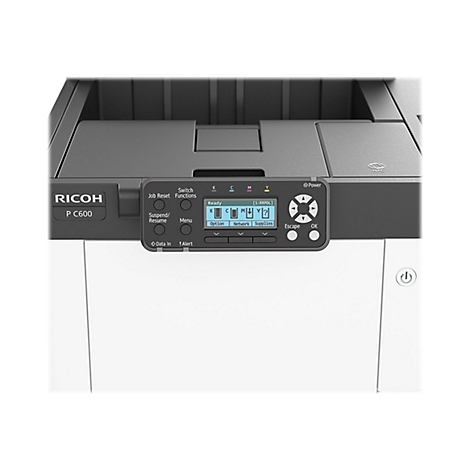 Nahaufnahme eines Ricoh P C600-Druckers mit Bedienfeld und Ein/Aus-Schalter.