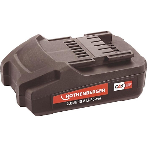 Batterie Rothenberger gris foncé. Sur champ rouge : 2.0 Ah 18 V Li-Power. Fentes de ventilation noires en haut. Logo CAS.
