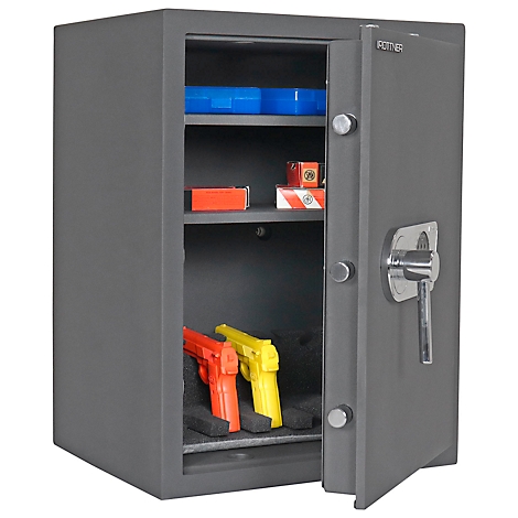 Coffre-fort gris, ouvert, avec armes rouges, jaunes, munitions et boîte à outils bleue.