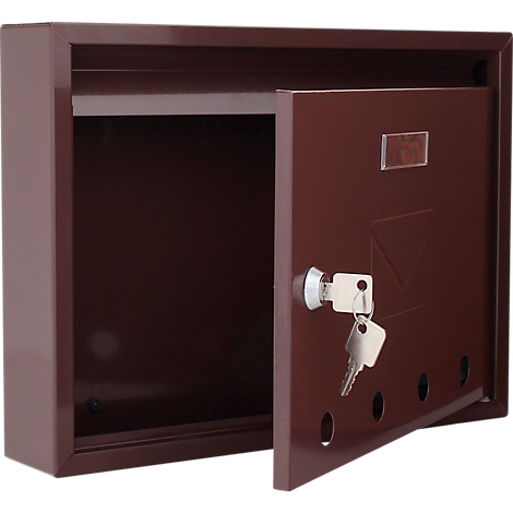Boîte aux lettres marron avec porte ouverte et clés.