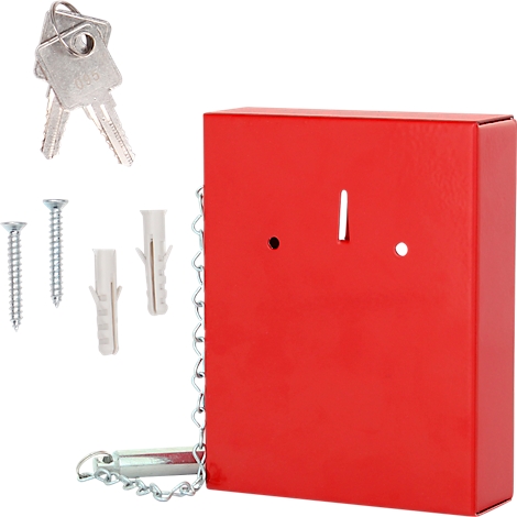 Rote Notfallbox mit Schlüssel, Kette und Befestigungsmaterial. Auf der Box sind zwei Löcher und ein Schlitz zu sehen.