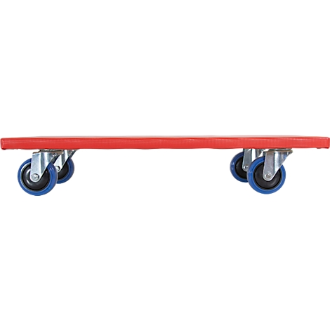 Planches à roulettes rouges avec des roues bleues, se faisant face en rangée. Présenté de profil.