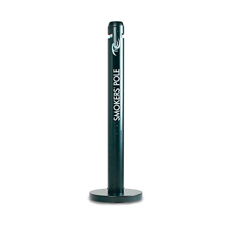 Schwarze Raucher-Säule mit der Aufschrift "SMOKERS POLE" und einem Logo. Die Säule steht auf einem kreisförmigen Sockel.