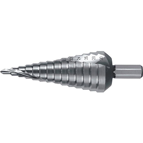 Konischer Stufenbohrer aus Metall mit eingeprägten Größenangaben.
