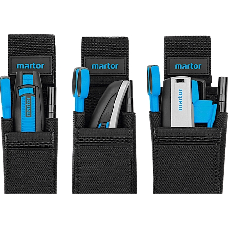 Trois sacs à outils noirs avec des outils. Le nom "martor" est imprimé en haut de chaque sac.