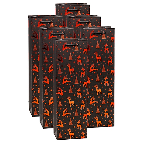 Plusieurs sacs cadeaux noirs avec des motifs de rennes et de sapins rouges. Poignées noires.