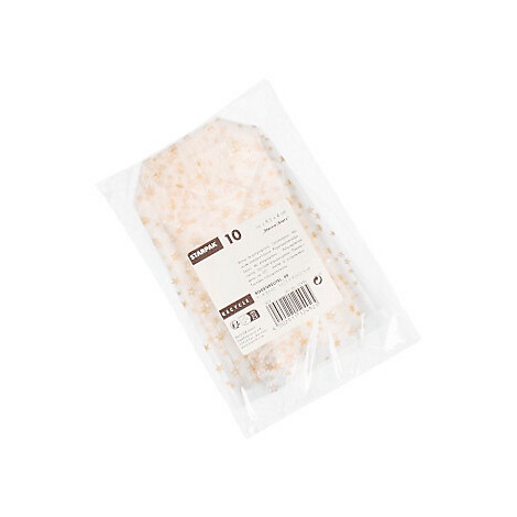 Un produit dans un emballage plastique transparent, avec une étiquette et un code-barres, photographié en diagonale d'en haut.