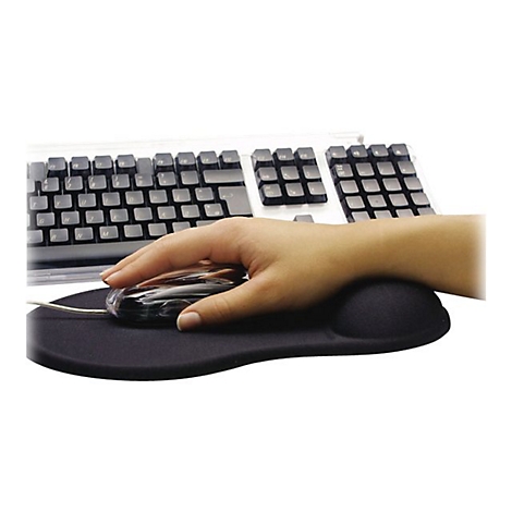 Hand auf ergonomischer Maus, Handballenauflage, Tastatur im Hintergrund.