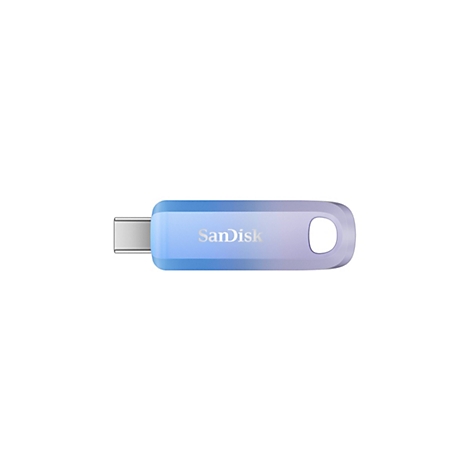 Hellblau-violetter USB-Stick mit Sandisk-Logo. Stecker ist silbern, am Ende befindet sich ein Loch.
