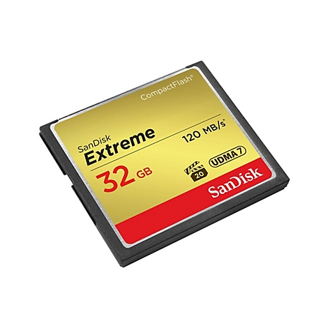 CompactFlash-Karte von SanDisk Extreme mit 32 GB Speicherkapazität und 120 MB/s Geschwindigkeit. Das Produkt liegt vor neutralem Hintergrund.