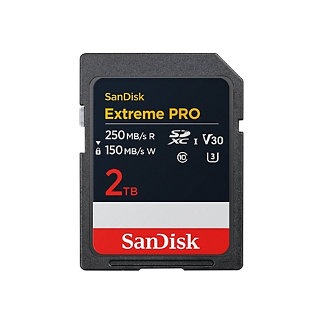 Carte SD Sandisk Extreme Pro noire. Inscription: 2 To, 250 Mo/s R, 150 Mo/s W.