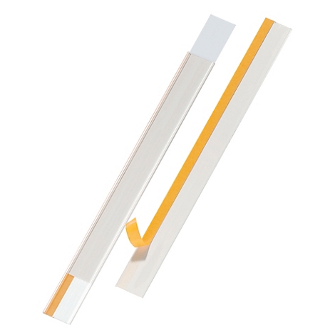 Twee witte, langwerpige kunststof profielen, één met gele tape, de andere met losgemaakte tape.