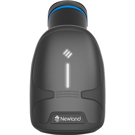 Scanner de codes-barres noir avec lumière blanche et détail bleu. Le lettrage Newland est visible.
