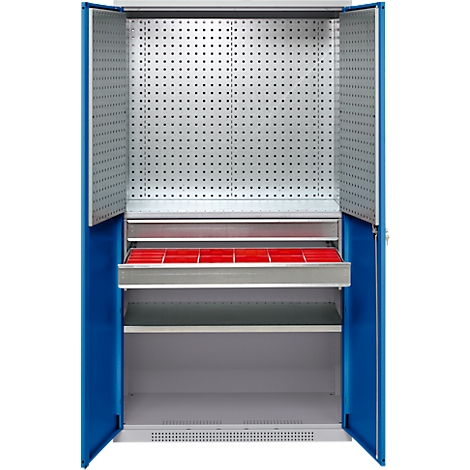 Armoire à outils bleu-argenté avec portes ouvertes, panneaux perforés et tiroir rouge.