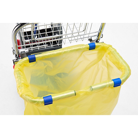 Sacs poubelles jaunes dans un chariot de magasinage, fixés avec des supports bleus.