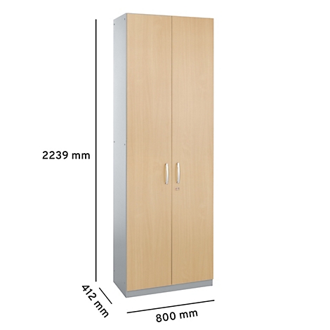 Armoire marron clair avec deux portes, poignées argentées et serrure. Dimensions : 2239 x 800 x 412 mm.