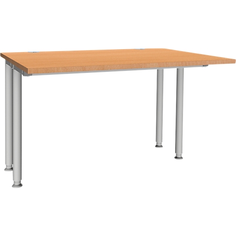 Rechthoekige bruine tafel met zilveren poten. Het tafelblad is lichtbruin, de poten zijn cilindrisch.