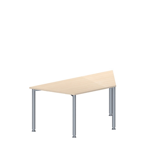 Un escritorio marrón claro con una mesa trapezoidal, cuatro patas grises, fondo blanco.