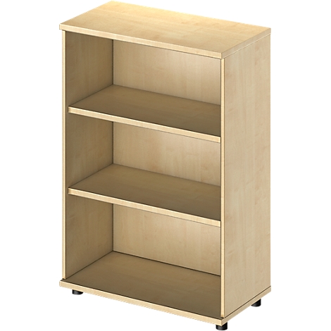Een licht houten boekenrek met drie planken, staand op zwarte voetjes.