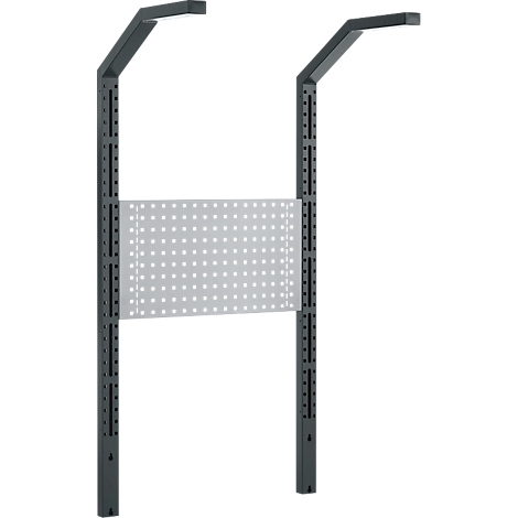 Grijze metalen constructie met twee verticale kolommen verbonden door een geperforeerde plaat. Bovenop zijn lichten gemonteerd.