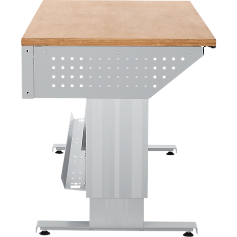 Bureau in licht hout en metaal. Het tafelblad is licht, met een grijze metalen constructie eronder.