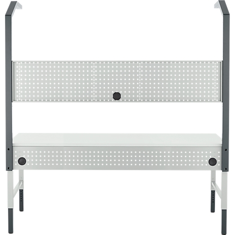 Witte bureau met geperforeerde metalen elementen en grijze steunen. Eenvoudige vorm, ideaal voor een modern kantoor.