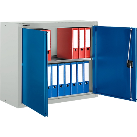 Archivador gris con puertas azules abiertas. En el interior, carpetas en rojo y azul están en dos niveles.