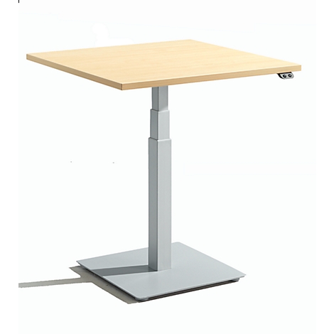 Ein höhenverstellbarer quadratischer Tisch mit hellbrauner Tischplatte und grauem Gestell.